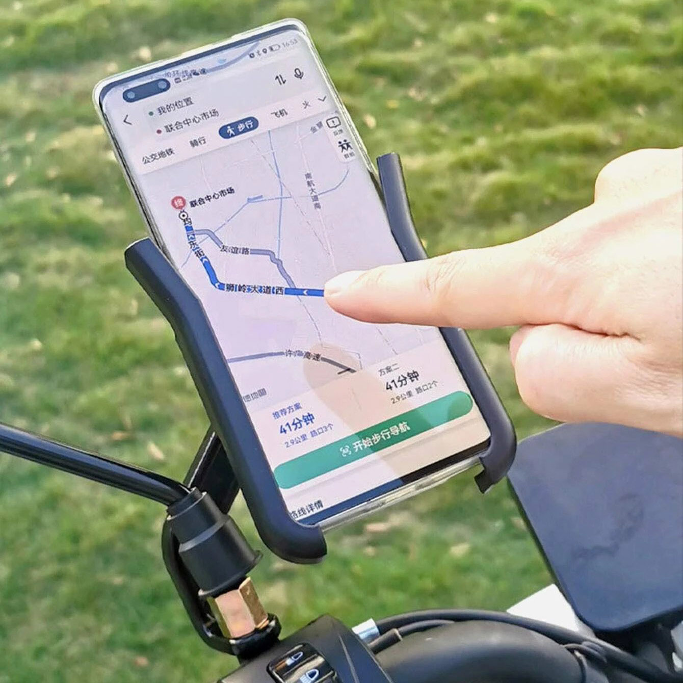 Soultronic MB11 Motorcycle, Scooter & Bicycle Holder      & smartphone